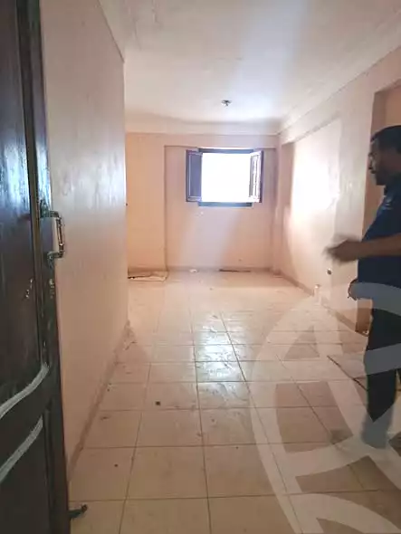 https://aqarmap.com.eg/en/listing/7000878-for-rent-alexandria-lsywf-el-falki