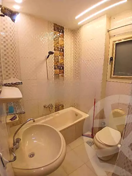 https://aqarmap.com.eg/ar/listing/7000872-for-sale-alexandria-al-agamy-lbytsh-bianchiii