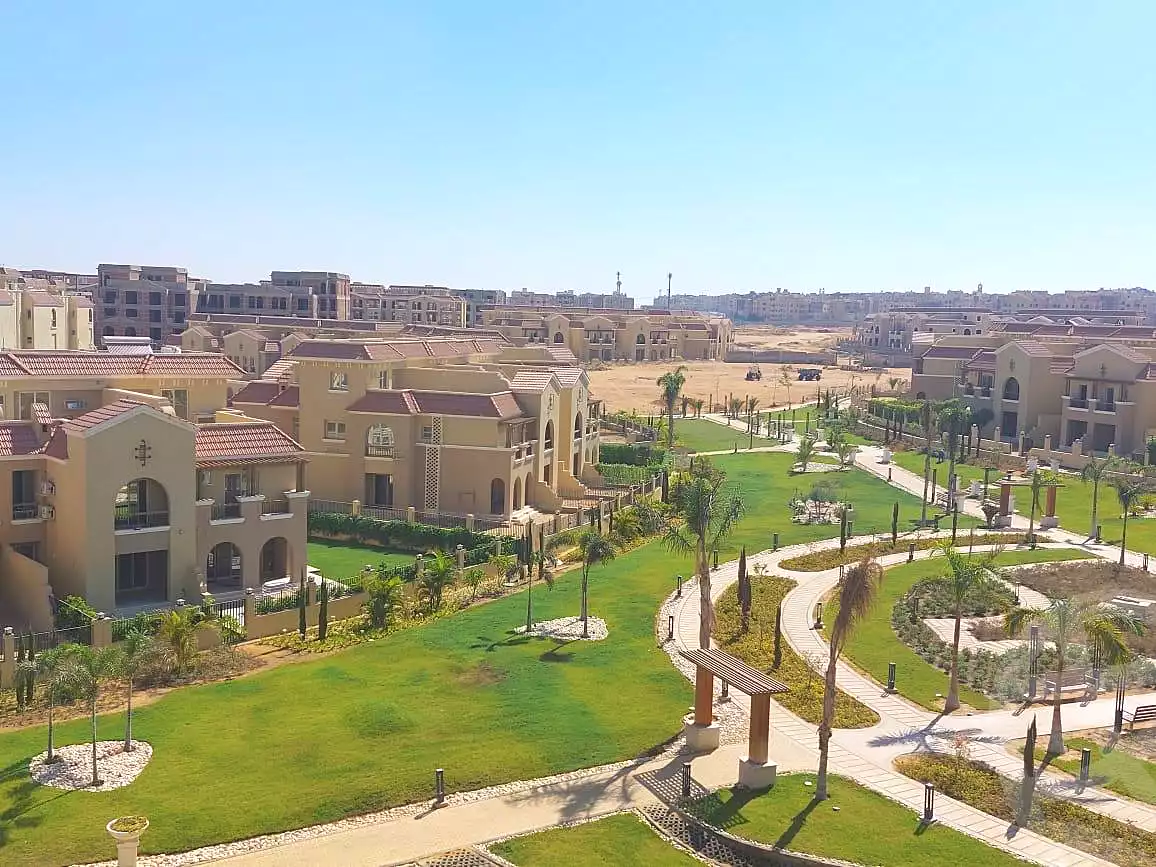 https://aqarmap.com.eg/en/listing/7000944-for-sale-cairo-el-shorouk-compounds-maadi-view