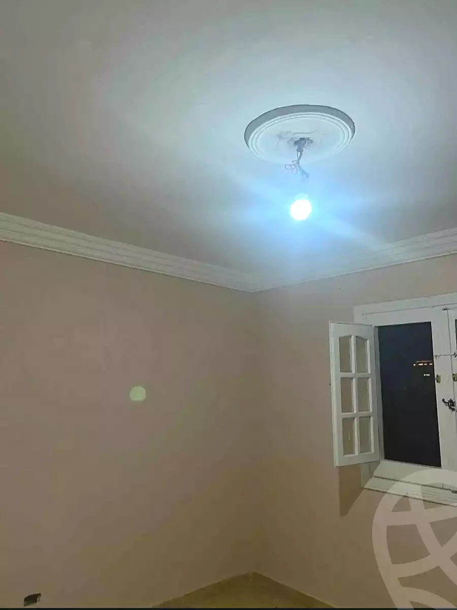 https://aqarmap.com.eg/ar/listing/7000975-for-rent-alexandria-shds
