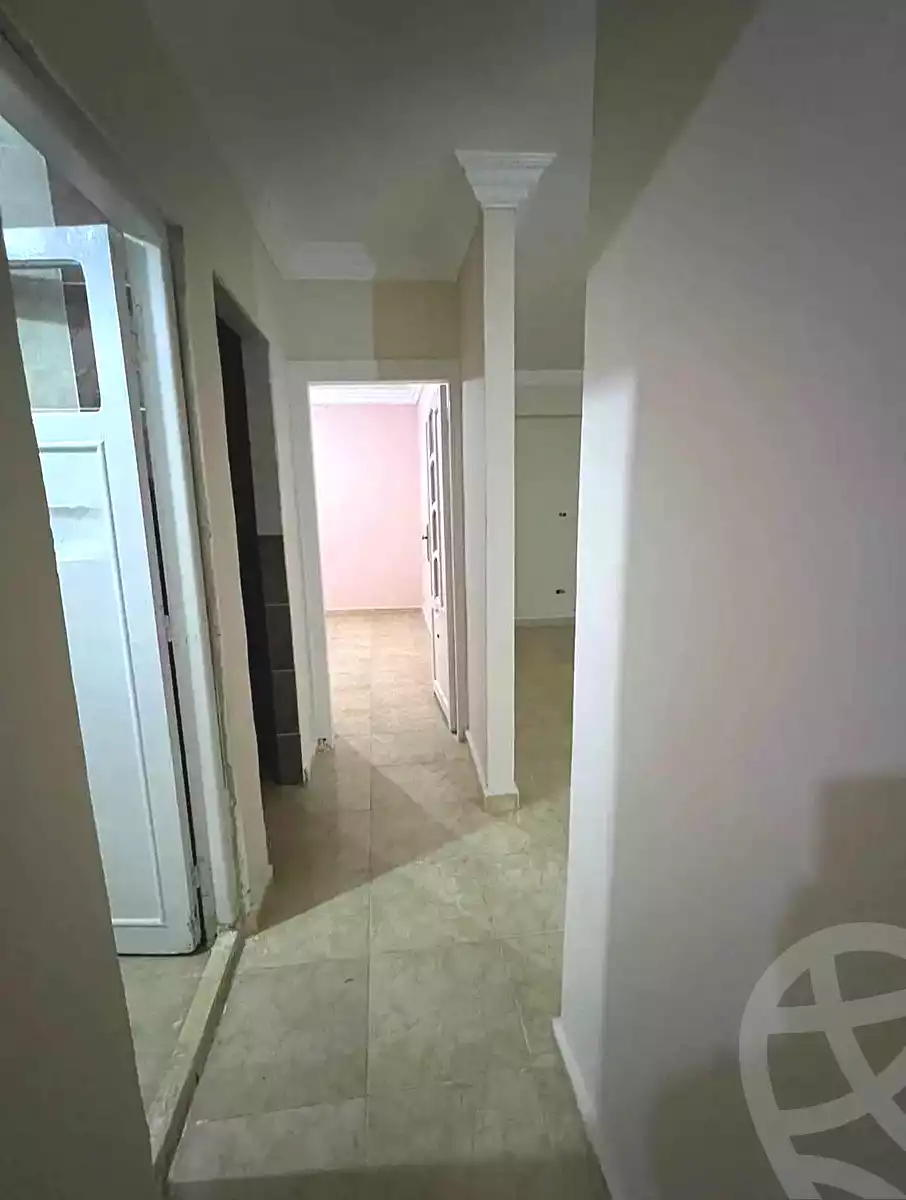 https://aqarmap.com.eg/ar/listing/7000975-for-rent-alexandria-shds
