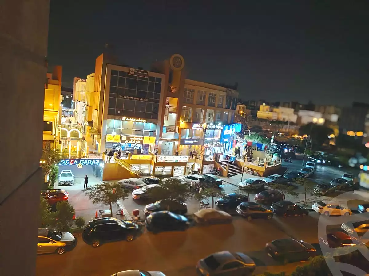 https://aqarmap.com.eg/ar/listing/7001004-for-sale-cairo-el-sheikh-zayed-city-compounds-rawdet-zayed