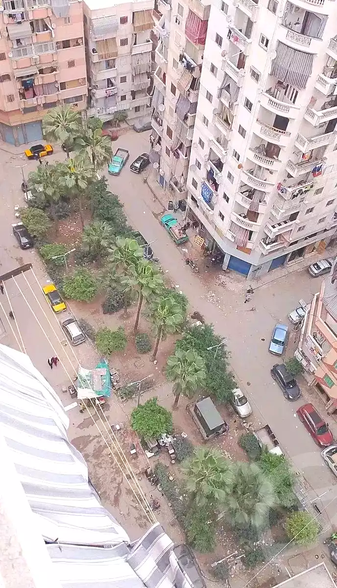 https://aqarmap.com.eg/en/listing/7001022-for-sale-alexandria-sydy-bshr-sydy-bshr-qbly-rd-lfdly