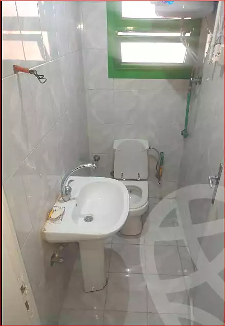 https://aqarmap.com.eg/ar/listing/7001088-for-sale-cairo-helwan-sherif-st