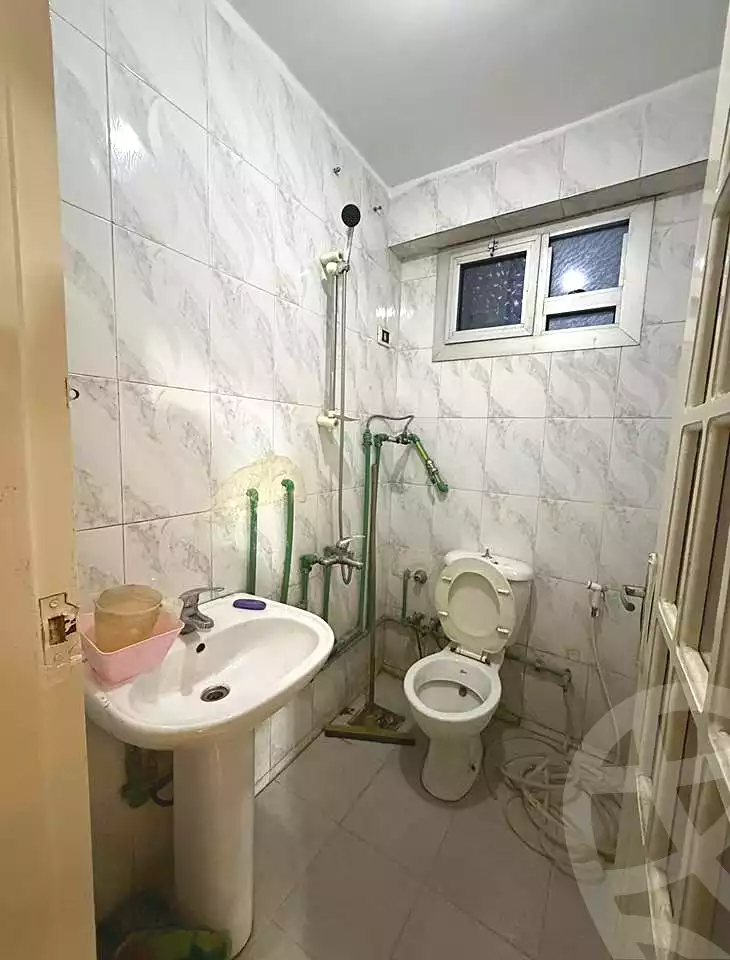https://aqarmap.com.eg/en/listing/7001639-for-sale-cairo-helwan-helwan-el-sharkeya-abd-el-rahman-pasha-st