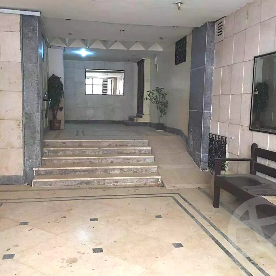 https://aqarmap.com.eg/ar/listing/7001727-for-sale-cairo-al-zamalek-shr-hsn-sm