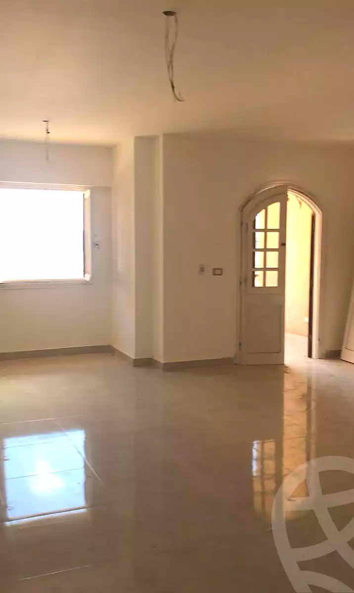 https://aqarmap.com.eg/ar/listing/6993356-for-sale-alexandria-borg-el-arab-compounds-in-borg-el-arab-sumed-residence-compound