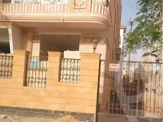 https://aqarmap.com.eg/ar/listing/7002025-for-sale-cairo-el-shorouk-lhy-lwl-shrq