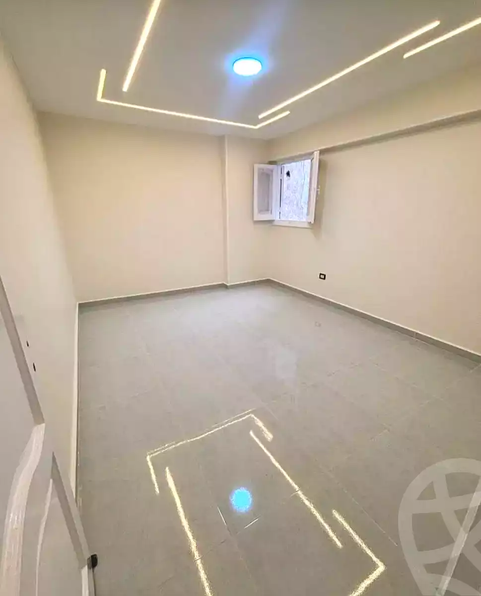 https://aqarmap.com.eg/en/listing/7002061-for-sale-alexandria-sydy-bshr-sydy-bshr-bhry-amr-el-nogomy-st