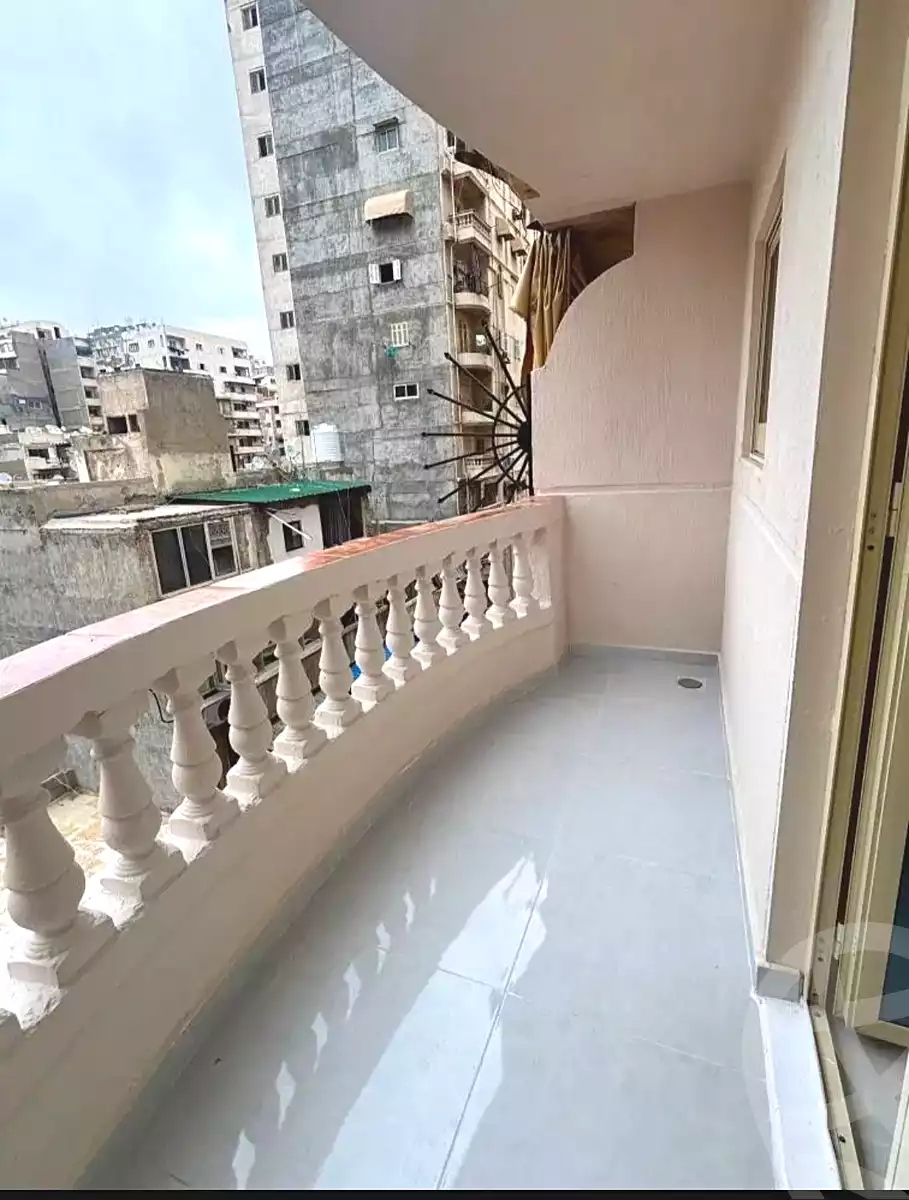 https://aqarmap.com.eg/en/listing/7002061-for-sale-alexandria-sydy-bshr-sydy-bshr-bhry-amr-el-nogomy-st