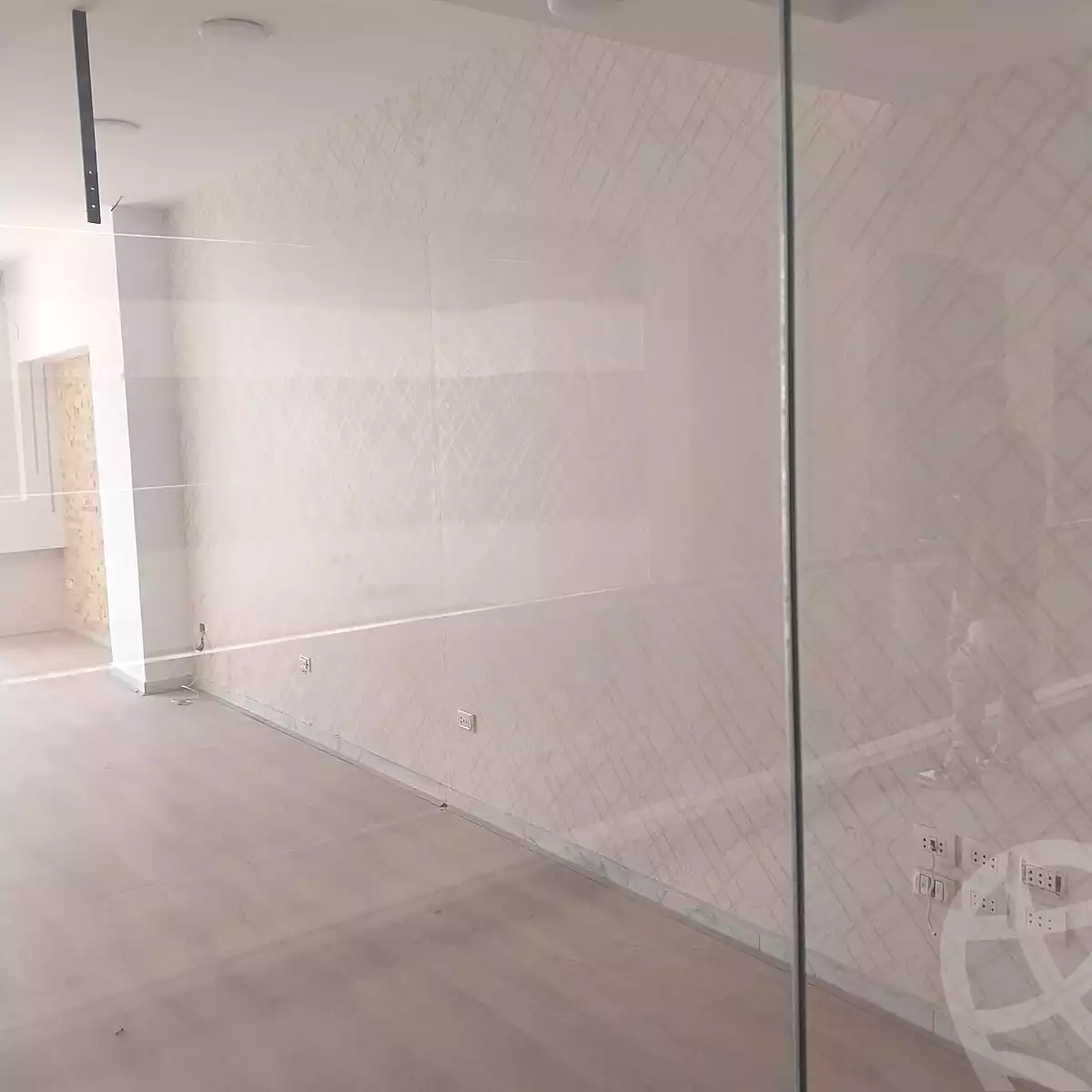 https://aqarmap.com.eg/ar/listing/7002090-for-rent-cairo-new-cairo-compounds-3-skies-mall