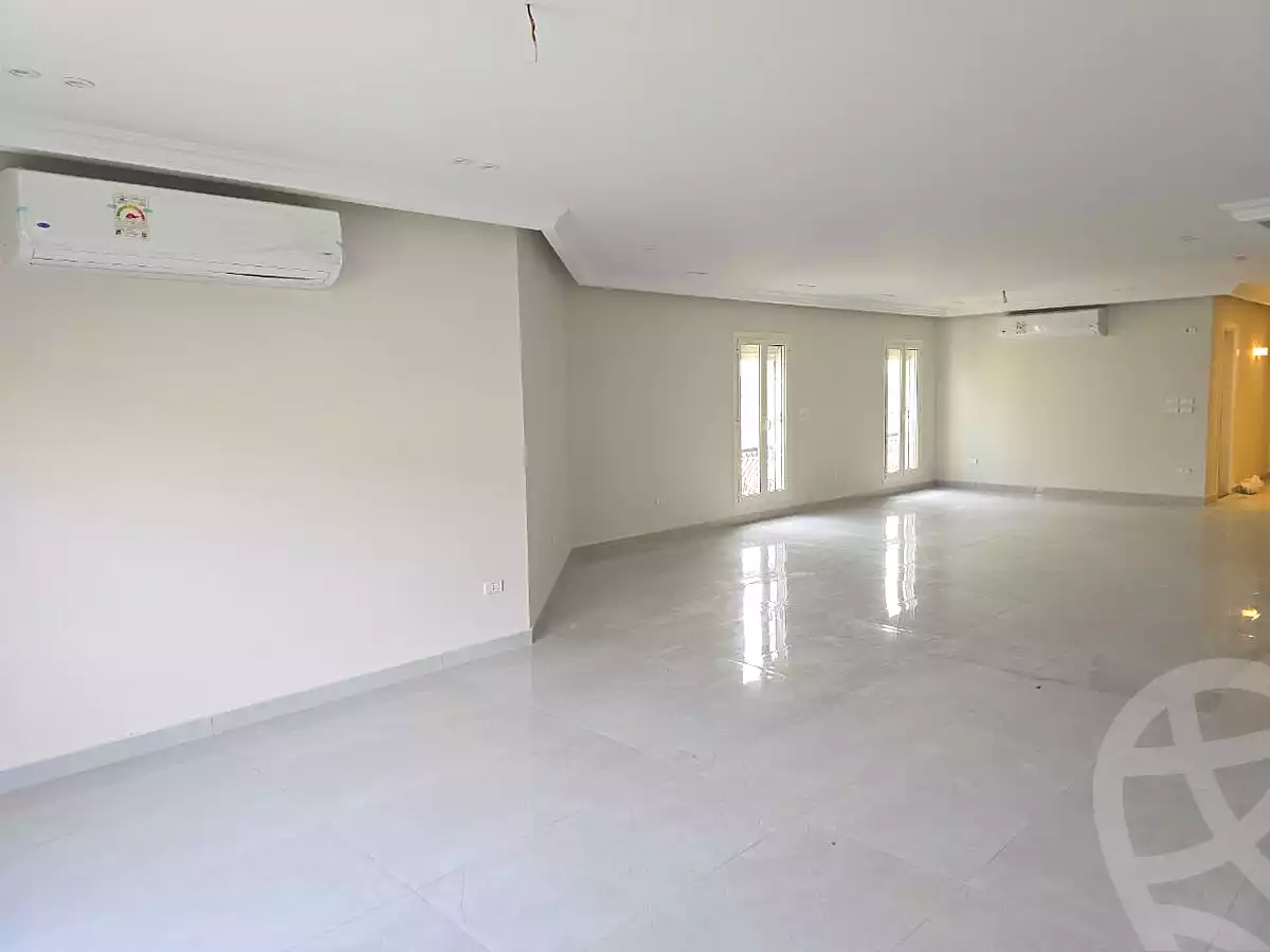 https://aqarmap.com.eg/ar/listing/7002060-for-rent-cairo-new-cairo-compounds-mountain-view-hyde-park