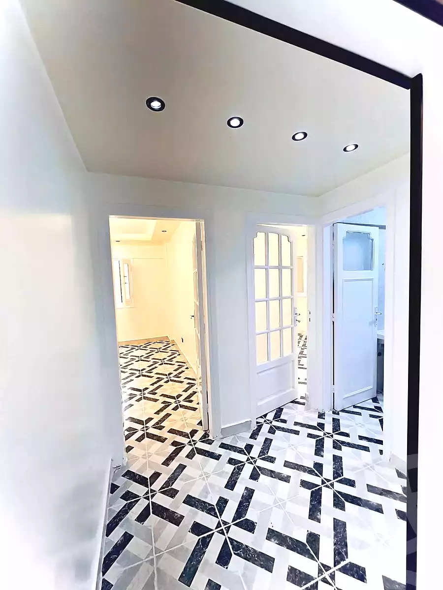 https://aqarmap.com.eg/ar/listing/7002115-for-sale-alexandria-al-agamy