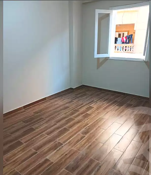 https://aqarmap.com.eg/ar/listing/7002380-for-sale-alexandria-el-asafra-ahmed-tiesser-st