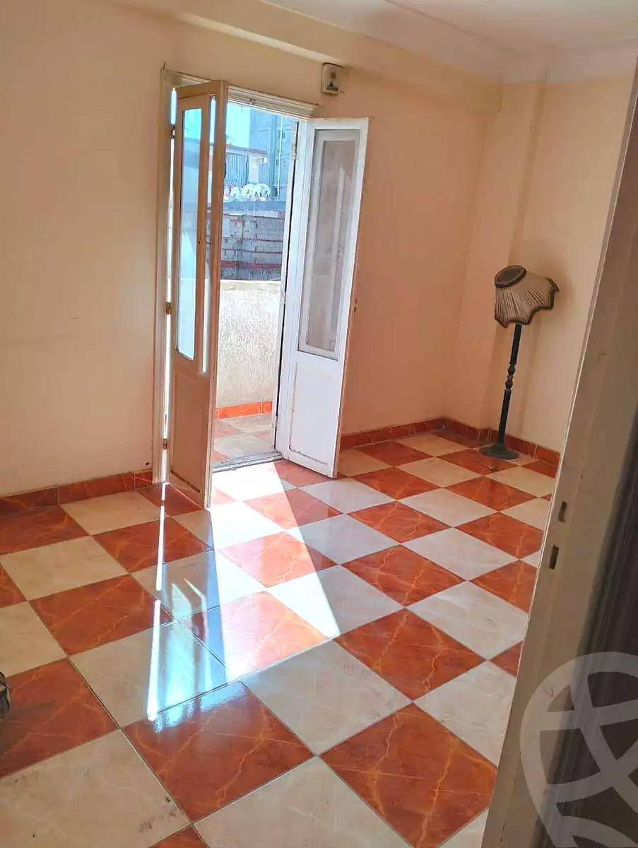 https://aqarmap.com.eg/ar/listing/7002382-for-rent-alexandria-el-mandara-shr-mlk-hfny