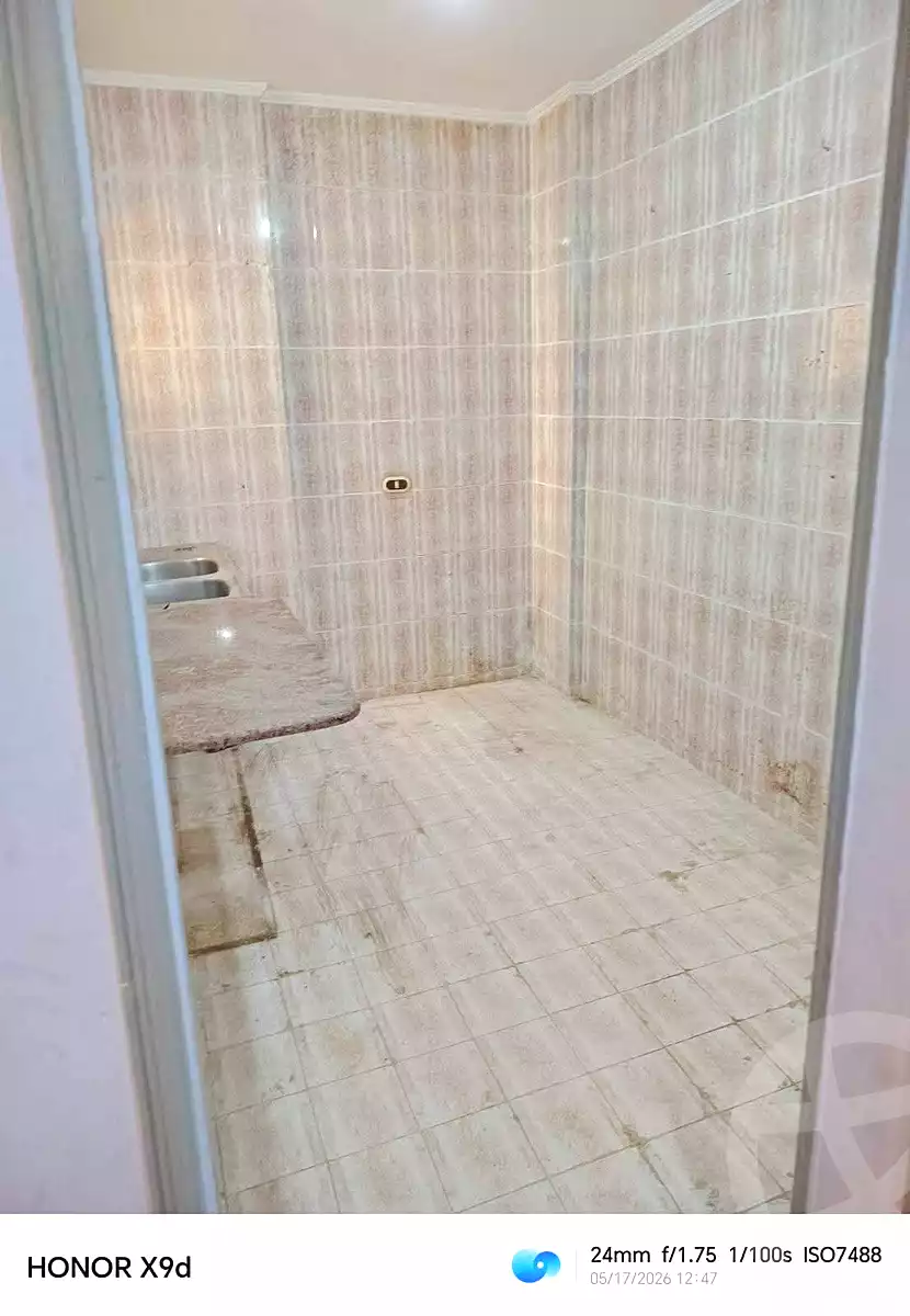 https://aqarmap.com.eg/ar/listing/7002434-for-sale-alexandria-al-agamy-lbytsh-shahr-al-assal-st