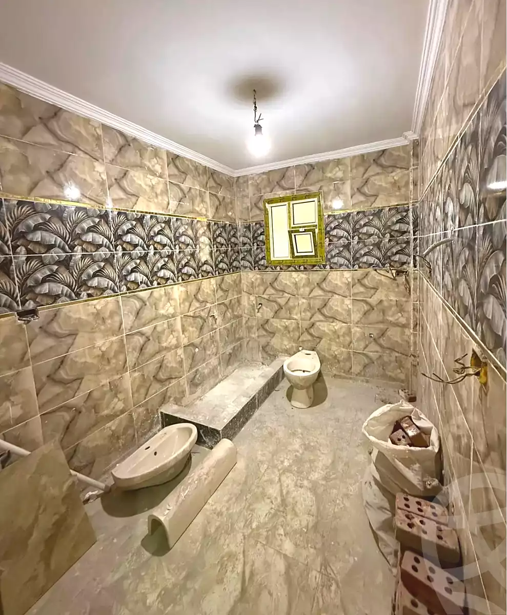 https://aqarmap.com.eg/en/listing/7002620-for-sale-alexandria-sydy-bshr-sydy-bshr-bhry-street-16