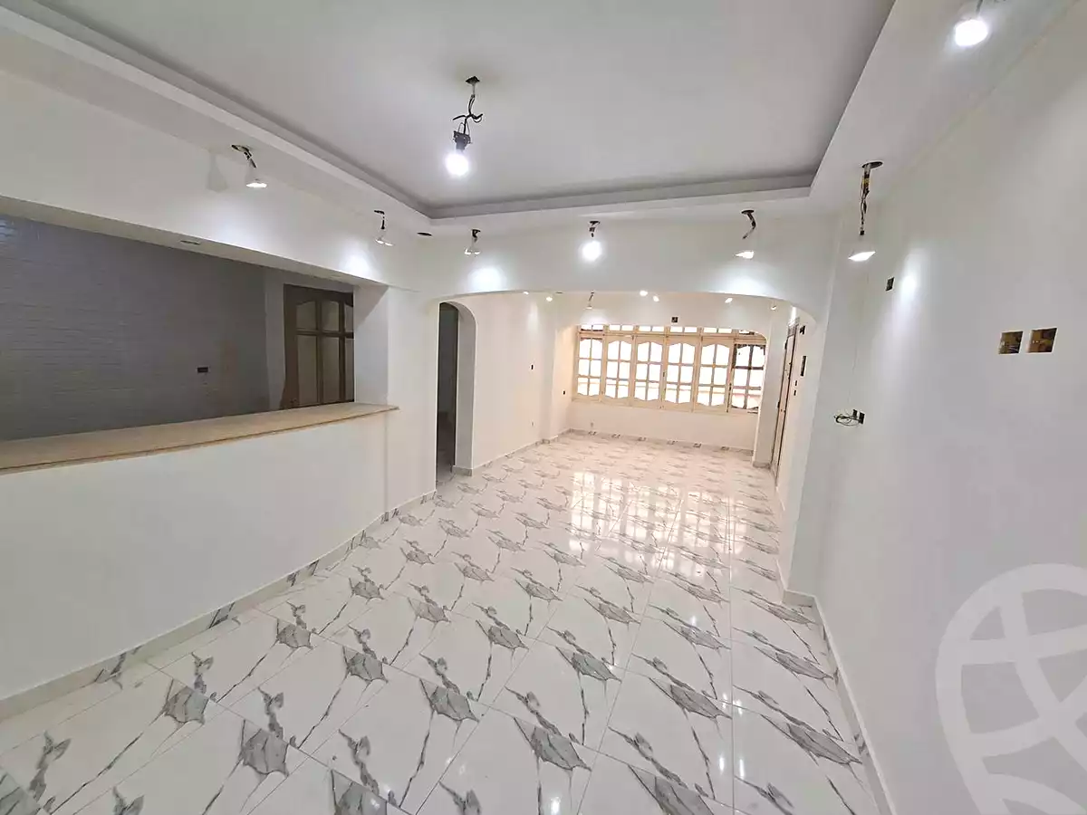 https://aqarmap.com.eg/en/listing/7002625-for-sale-cairo-15th-of-may-mjwr-31