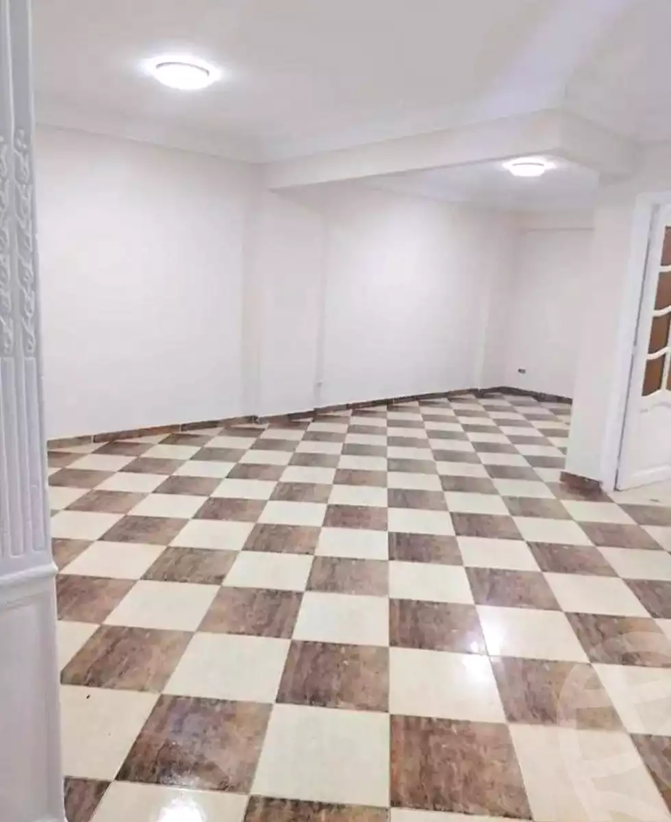 https://aqarmap.com.eg/en/listing/7002645-for-rent-alexandria-lsywf-el-falki