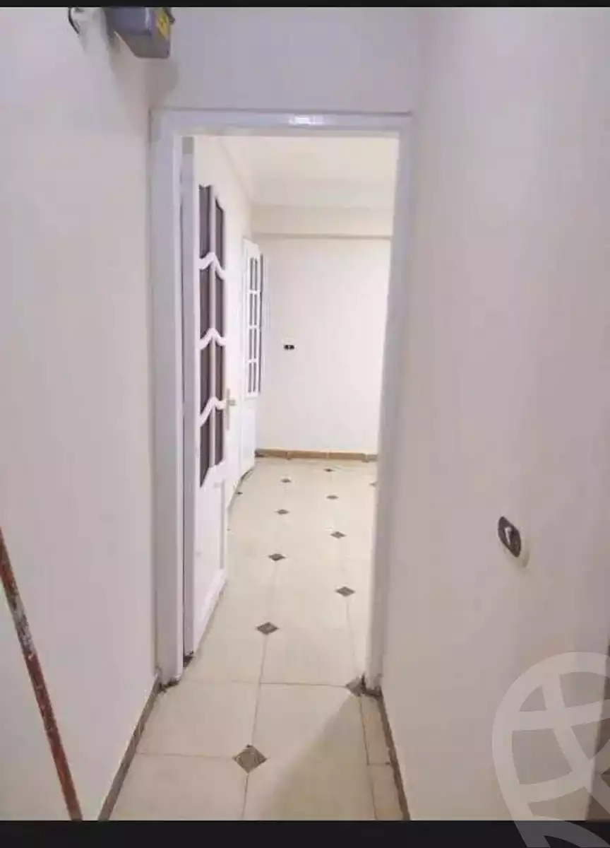 https://aqarmap.com.eg/en/listing/7002645-for-rent-alexandria-lsywf-el-falki