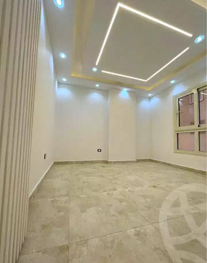 https://aqarmap.com.eg/ar/listing/7002761-for-sale-alexandria-al-agamy-lbytsh-bianchiii