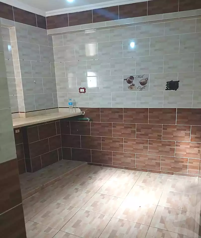 https://aqarmap.com.eg/ar/listing/7002945-for-rent-alexandria-el-asafra-salman-el-farsi-st