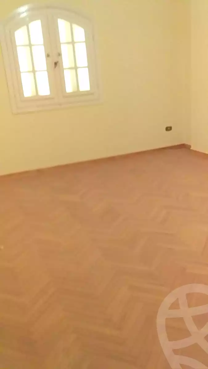 https://aqarmap.com.eg/ar/listing/7002996-for-sale-cairo-el-sheikh-zayed-city-alex-cairo-desert-road