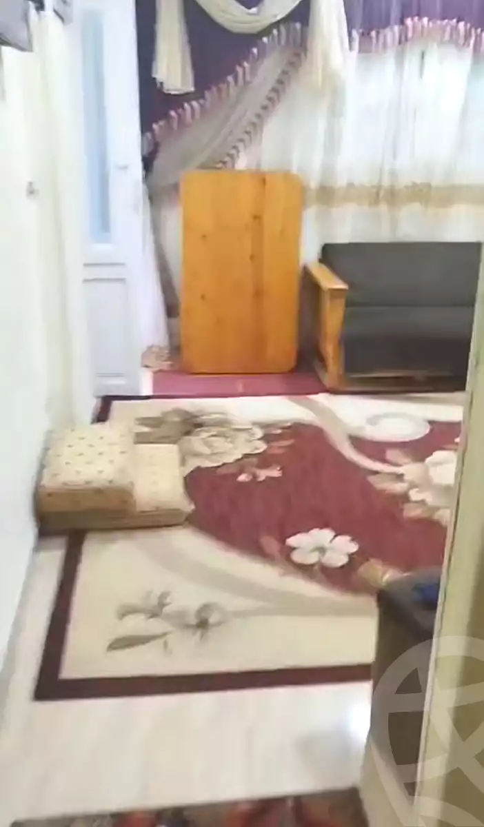 https://aqarmap.com.eg/en/listing/7003081-for-sale-alexandria-al-agamy-el-hanouvel-yathreb-st