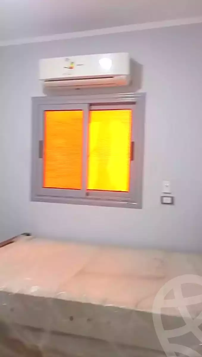 https://aqarmap.com.eg/ar/listing/7003451-for-sale-cairo-helwan-kwrnysh-hlwn