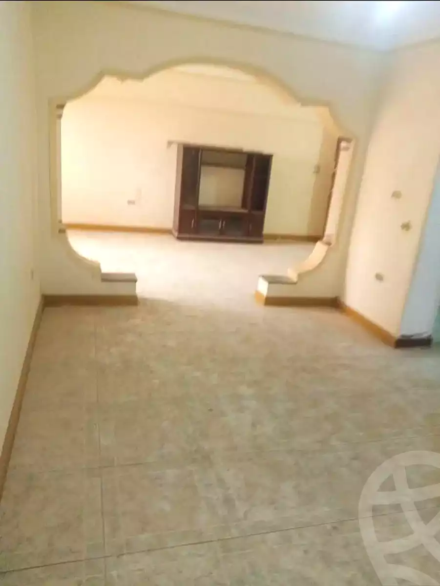 https://aqarmap.com.eg/ar/listing/7003480-for-sale-cairo-el-zaytun-hlmy-lzytwn-shr-ly-bsh