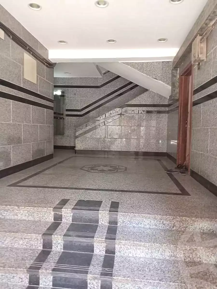 https://aqarmap.com.eg/ar/listing/7003532-for-sale-cairo-el-zaytun-lzytwn-lshrqy-toman-bai-st