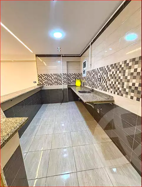 https://aqarmap.com.eg/ar/listing/7003643-for-sale-alexandria-sydy-bshr-sydy-bshr-bhry-khalil-hamada-st