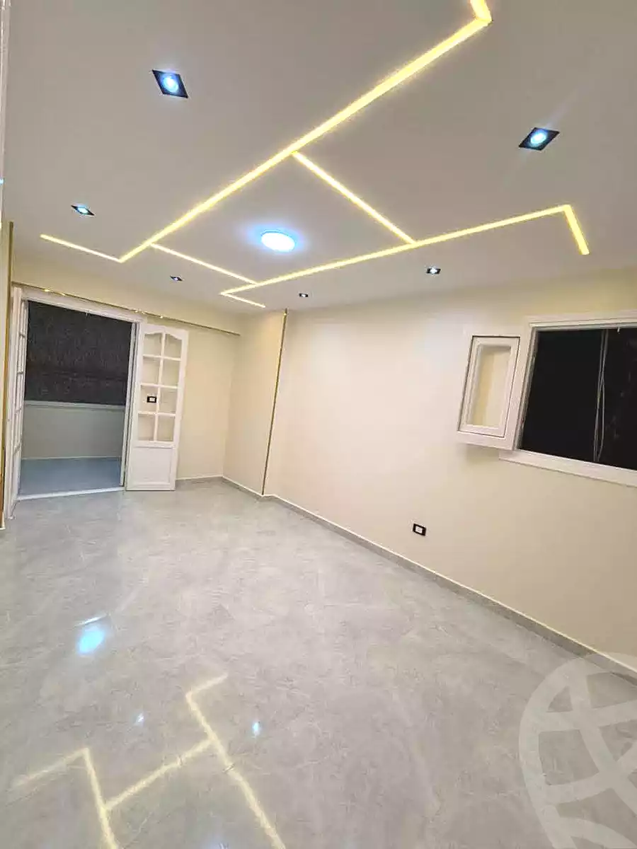 https://aqarmap.com.eg/ar/listing/7003987-for-sale-alexandria-sydy-bshr-sydy-bshr-bhry-khalil-hamada-st