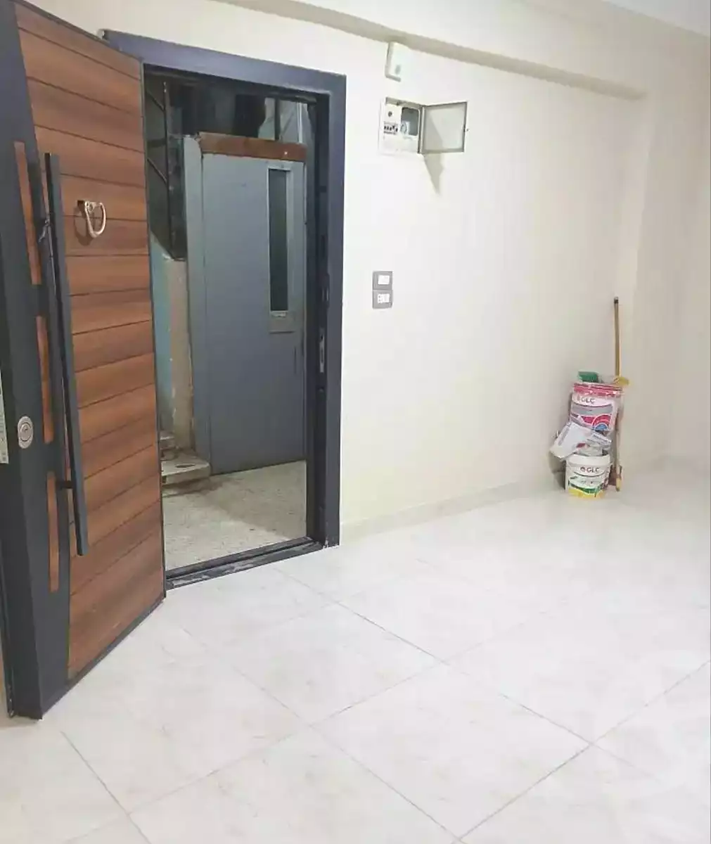 https://aqarmap.com.eg/en/listing/7004073-for-sale-alexandria-el-asafra-ahmed-tiesser-st