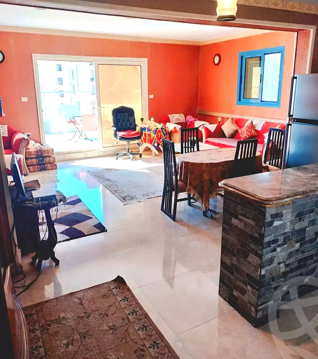 https://aqarmap.com.eg/ar/listing/7004177-for-sale-alexandria-sydy-bshr-sydy-bshr-bhry-shr-khld-bn-lwlyd