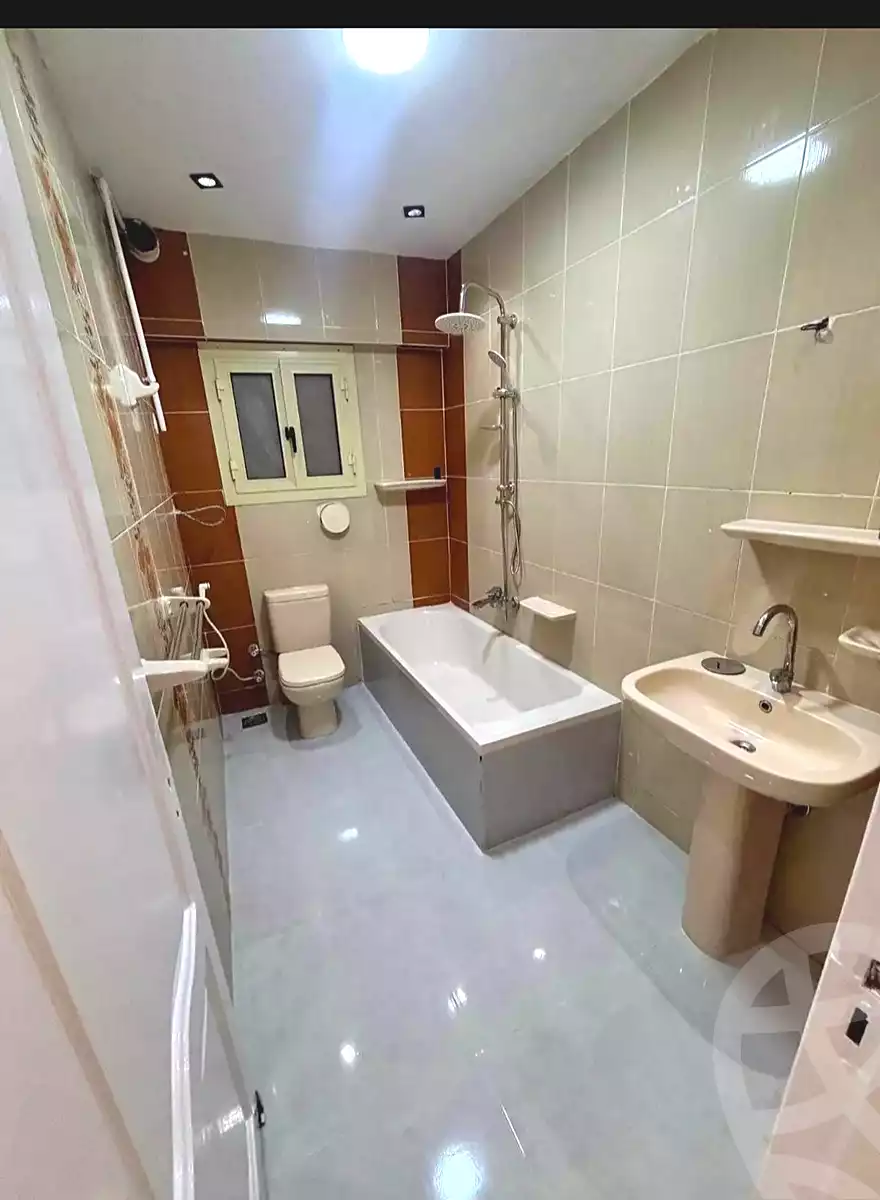 https://aqarmap.com.eg/en/listing/7004187-for-sale-alexandria-sydy-bshr-sydy-bshr-bhry