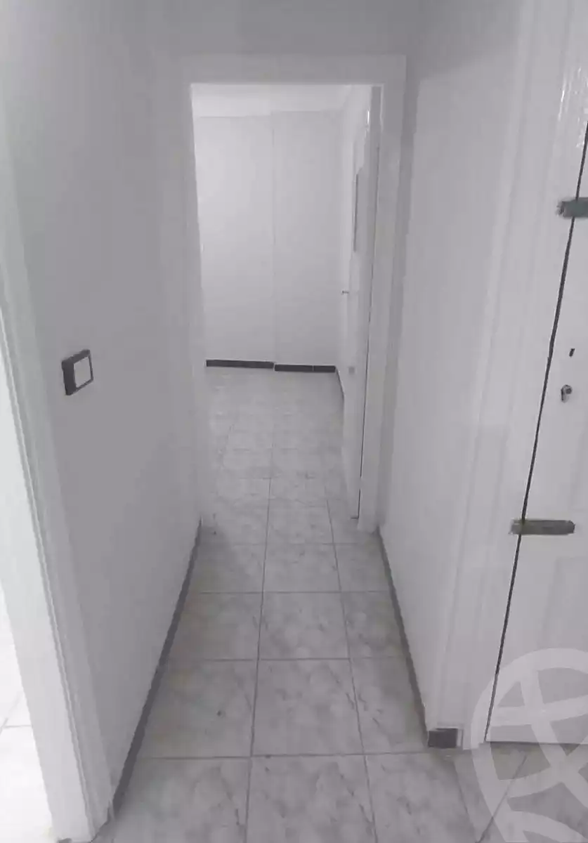 https://aqarmap.com.eg/ar/listing/7004188-for-sale-alexandria-sydy-bshr-sydy-bshr-bhry-el-fakharany-st