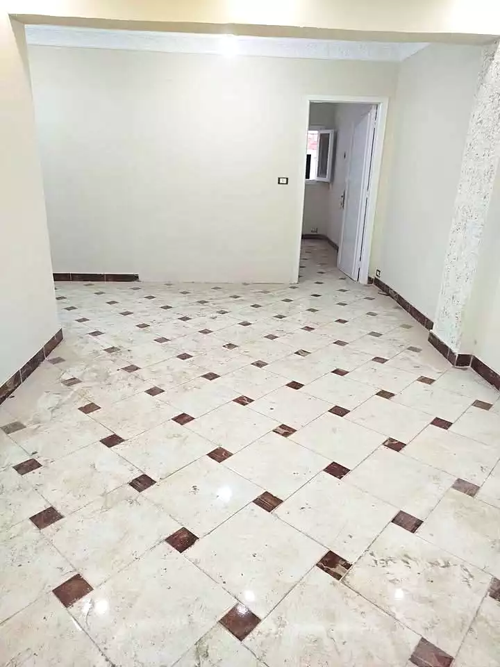 https://aqarmap.com.eg/en/listing/7004634-for-sale-alexandria-al-agamy-el-hanouvel-el-kholafaa-el-rashdeen-st
