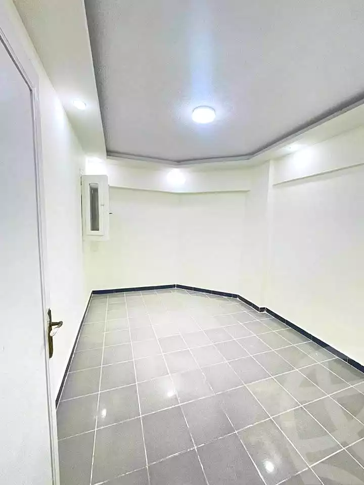 https://aqarmap.com.eg/ar/listing/7004717-for-sale-alexandria-al-agamy-shataa-el-nakheel