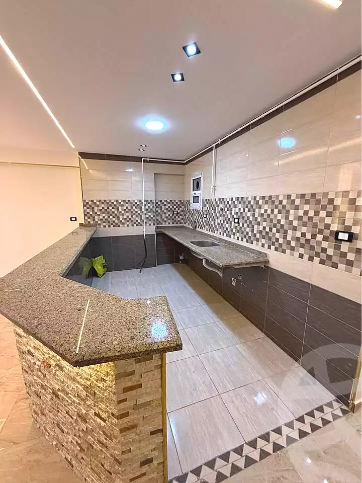 https://aqarmap.com.eg/ar/listing/7004819-for-sale-alexandria-sydy-bshr-sydy-bshr-bhry-khalil-hamada-st
