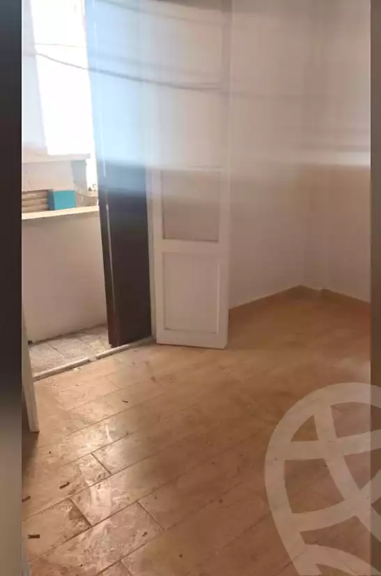https://aqarmap.com.eg/ar/listing/7004943-for-sale-alexandria-el-mandara-alex-el-mandara-bahri-nemat-allah-st