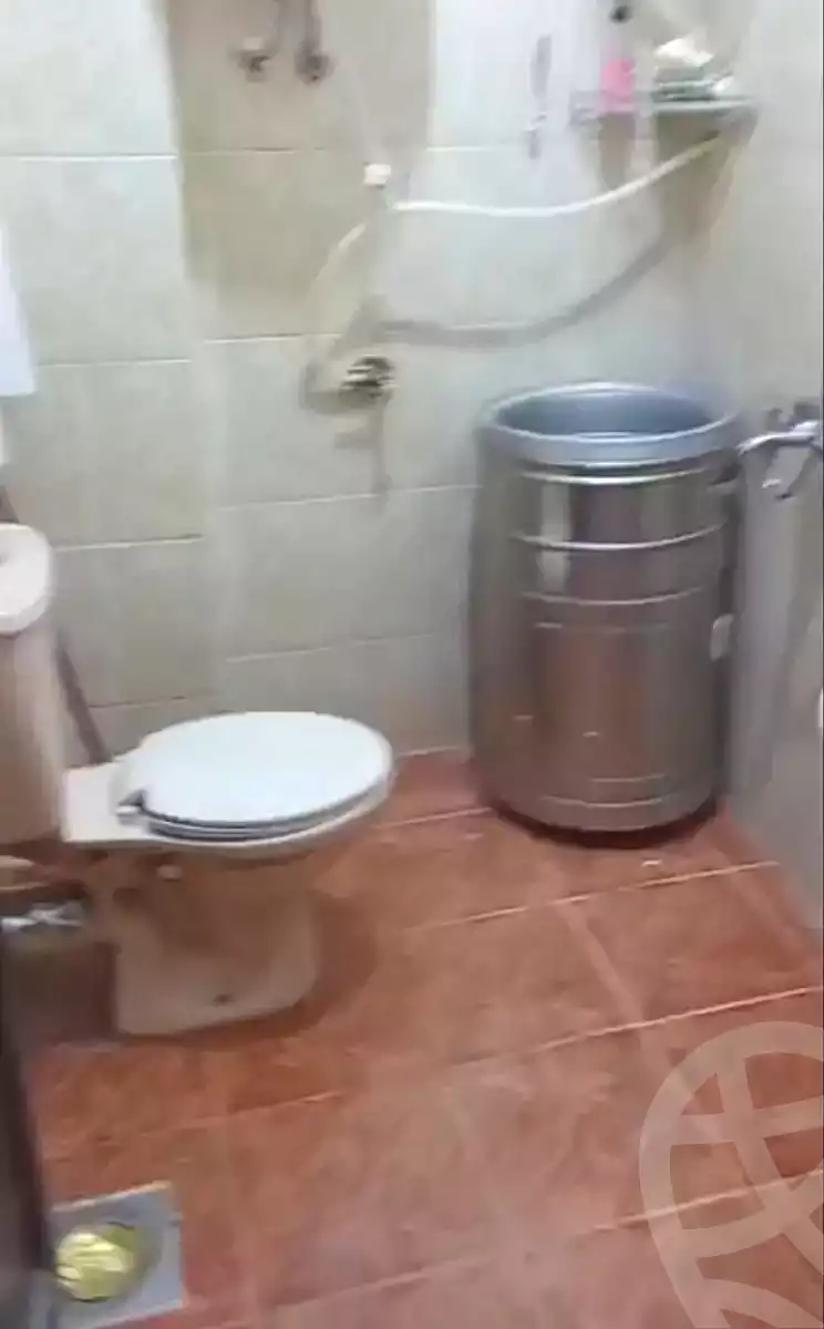 https://aqarmap.com.eg/ar/listing/7005077-for-sale-alexandria-al-agamy-el-hanouvel