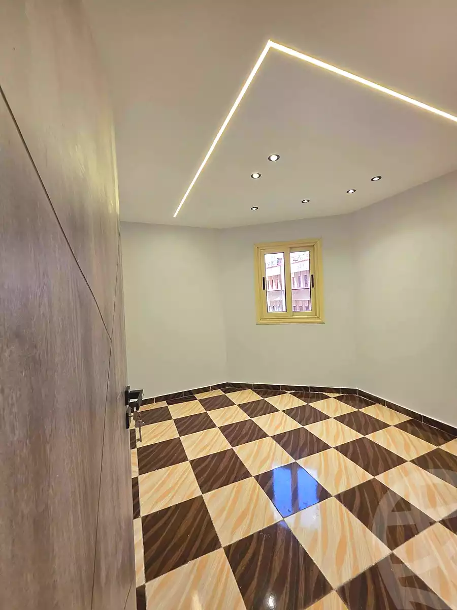 https://aqarmap.com.eg/en/listing/7005227-for-sale-alexandria-sydy-bshr-sydy-bshr-bhry-shr-khld-bn-lwlyd