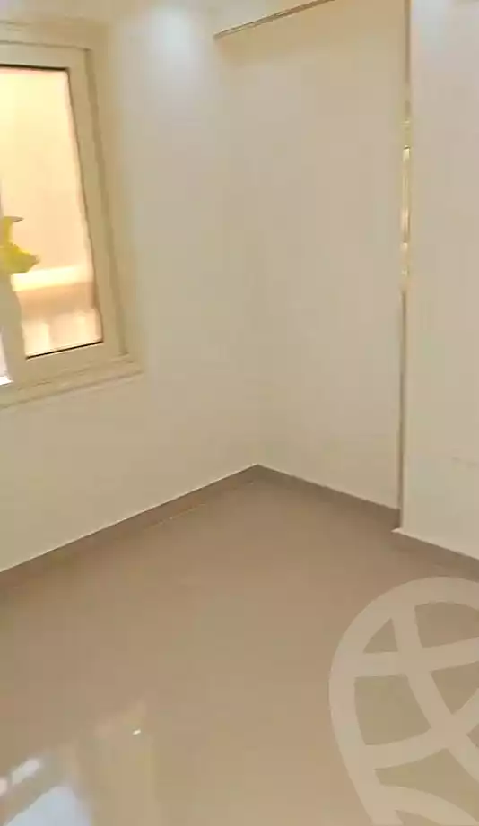 https://aqarmap.com.eg/ar/listing/7005600-for-sale-alexandria-sydy-bshr-sydy-bshr-bhry-street-15