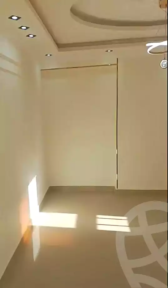 https://aqarmap.com.eg/ar/listing/7005600-for-sale-alexandria-sydy-bshr-sydy-bshr-bhry-street-15
