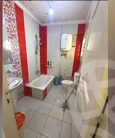 https://aqarmap.com.eg/ar/listing/7005651-for-sale-alexandria-sydy-bshr-shr-mlk-hfny