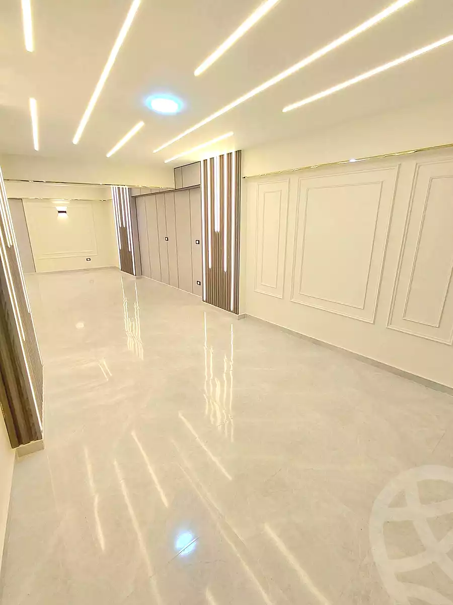 https://aqarmap.com.eg/ar/listing/7005656-for-sale-alexandria-miami-mahmoud-el-isawy-st