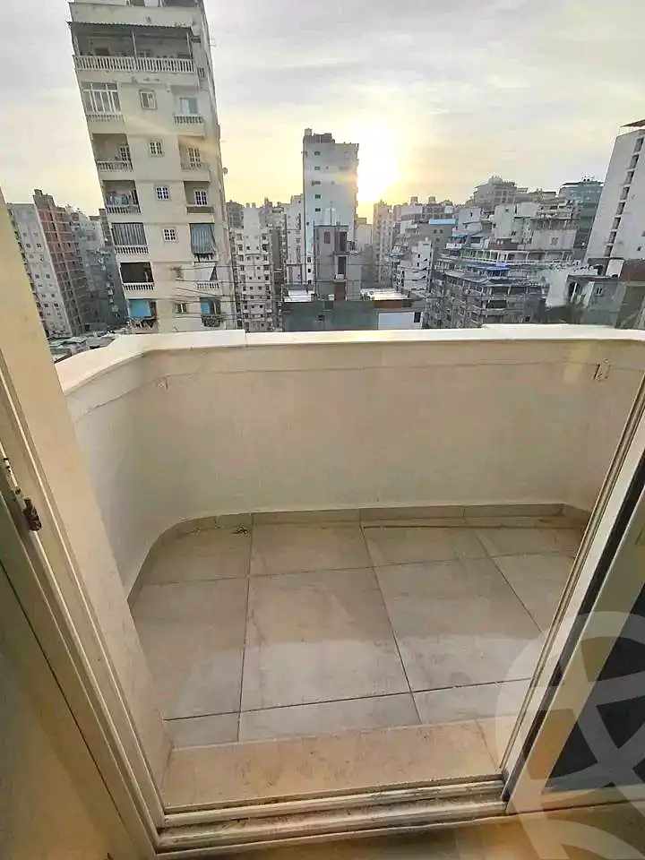 https://aqarmap.com.eg/ar/listing/7005706-for-sale-alexandria-sydy-bshr-sydy-bshr-bhry-gamal-abd-el-nasir-st