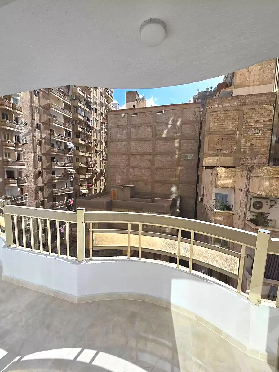 https://aqarmap.com.eg/en/listing/7005726-for-sale-alexandria-miami-el-arman-st