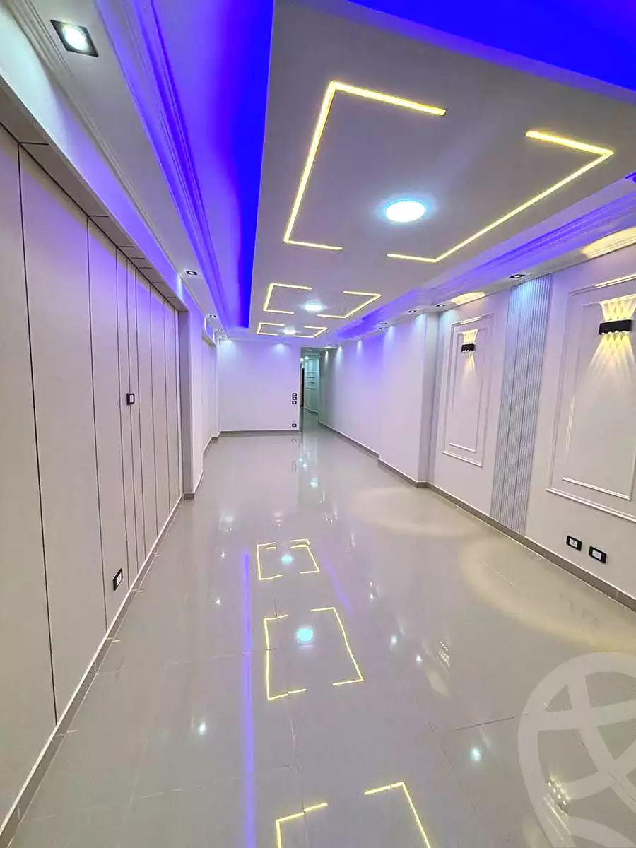 https://aqarmap.com.eg/ar/listing/7005787-for-sale-alexandria-sydy-bshr-sydy-bshr-bhry-shr-mhmwd-l-yswy
